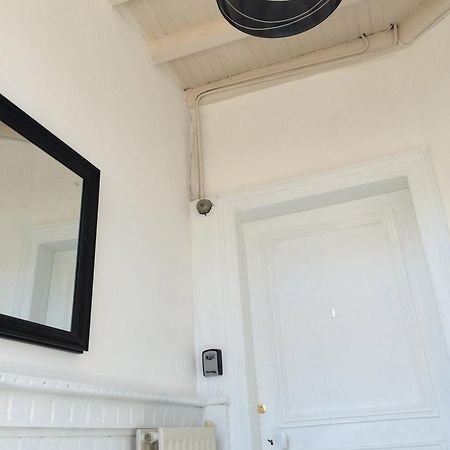 Le Gite Pien Apartment Wignehies ภายนอก รูปภาพ