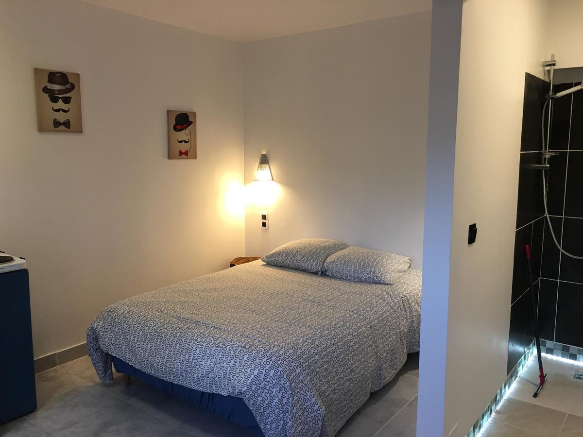 Le Gite Pien Apartment Wignehies ภายนอก รูปภาพ